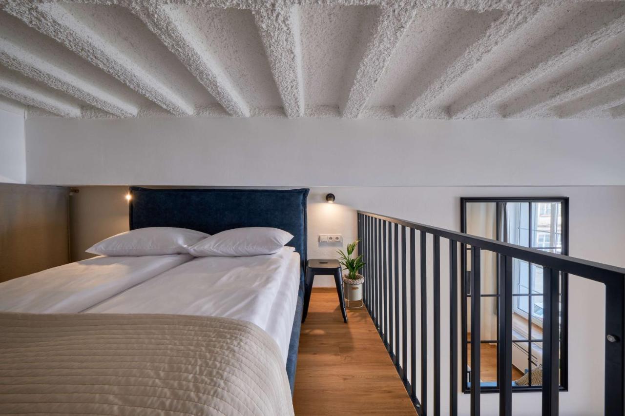 Queen Barbora Central Lofts Kowno Zewnętrze zdjęcie