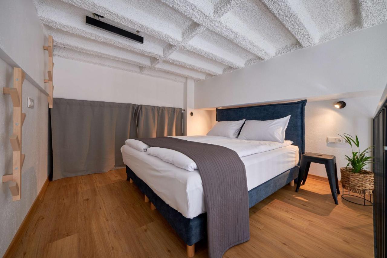 Queen Barbora Central Lofts Kowno Zewnętrze zdjęcie