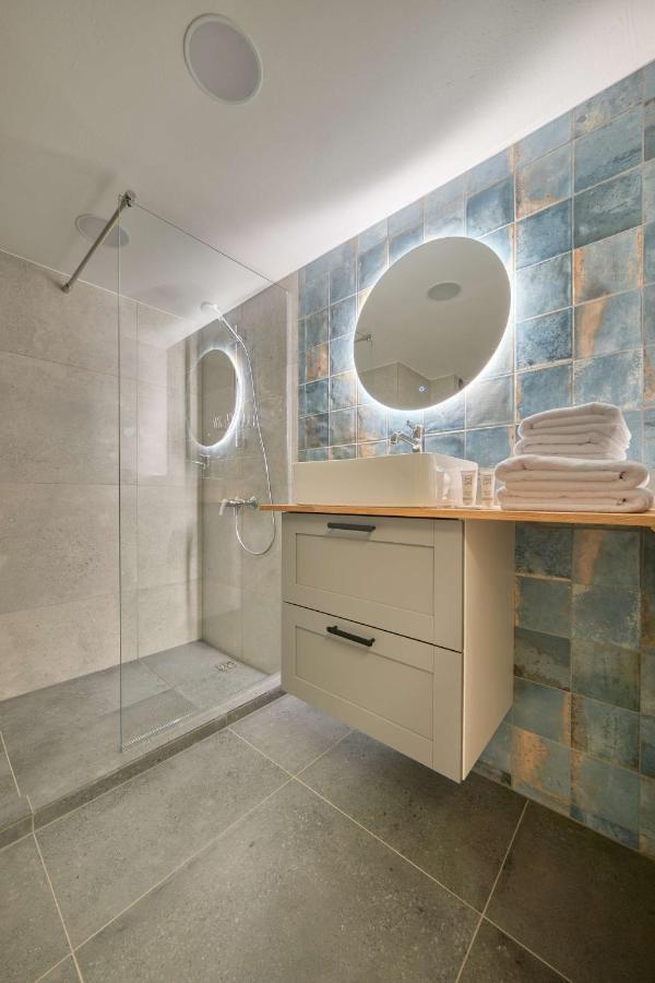 Queen Barbora Central Lofts Kowno Zewnętrze zdjęcie