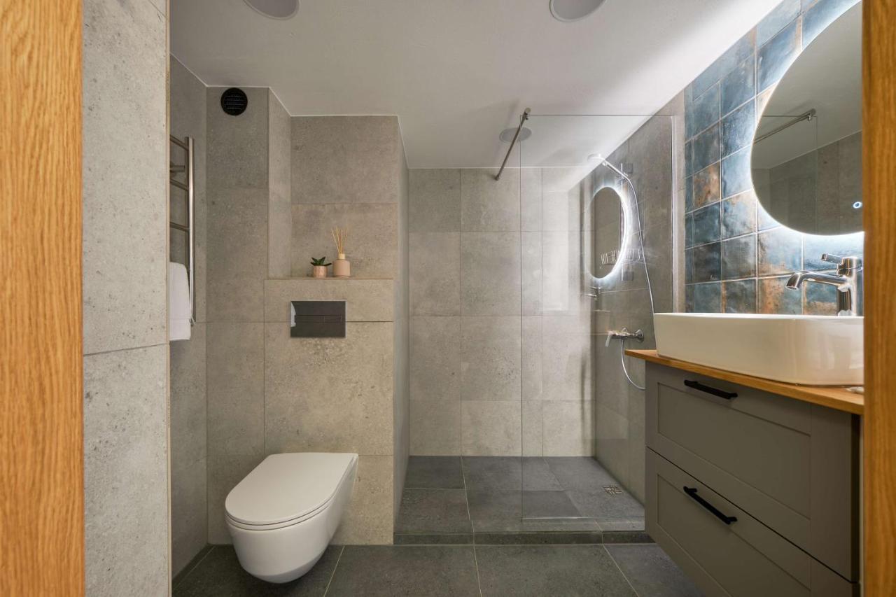 Queen Barbora Central Lofts Kowno Zewnętrze zdjęcie