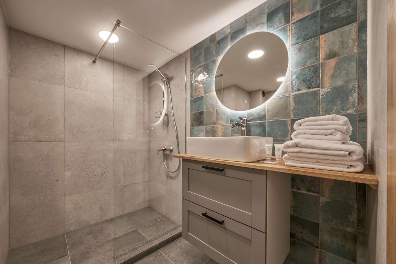 Queen Barbora Central Lofts Kowno Zewnętrze zdjęcie
