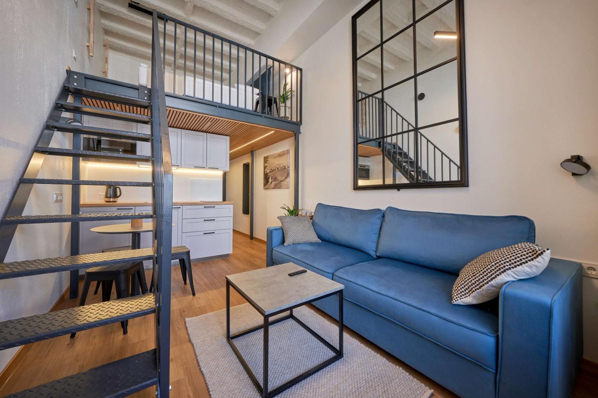 Queen Barbora Central Lofts Kowno Zewnętrze zdjęcie